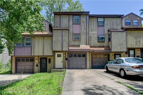 Photo of 2911 Eaton Street, Kansas City, KS 66103 (MLS # 2629147)