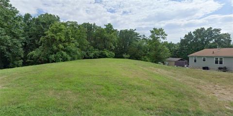 Photo of 1725 Greeley Avenue, Kansas City, KS 66104 (MLS # 2609344)