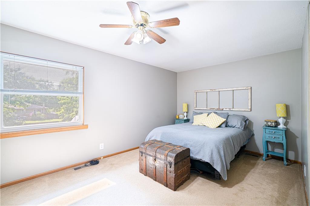 St Joseph, Missouri 64503, United States, 3 Bedrooms Bedrooms, ,2 BathroomsBathrooms,Residential,Active,173337