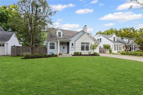 Photo of 5346 Canterbury Road, Fairway, KS 66205 (MLS # 2581603)