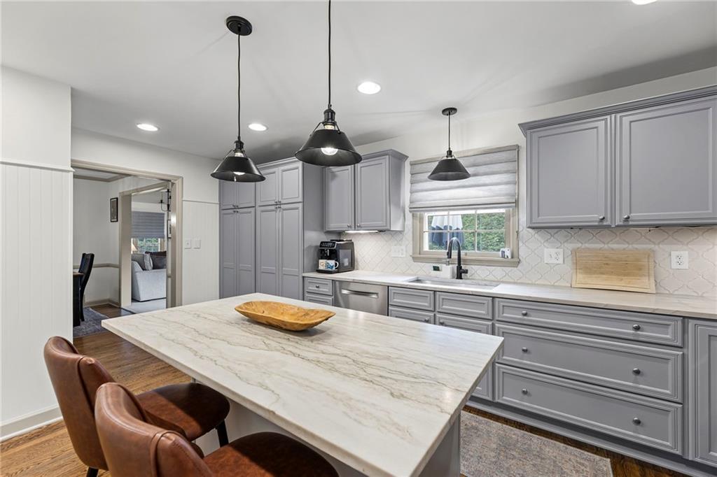 5346 Canterbury Road