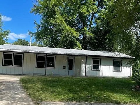 702 Park Circle Belton MO 64012