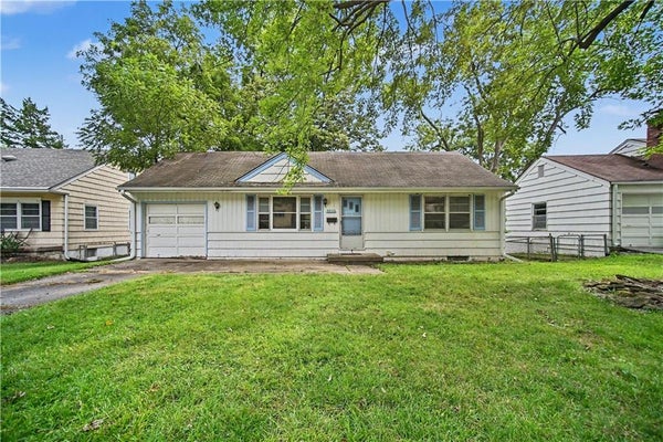 5733 DEARBORN ST, MISSION, KS 66202 - Image fc08a6d4bdcd35f2bc87b9ccff367ce4/2968825328
