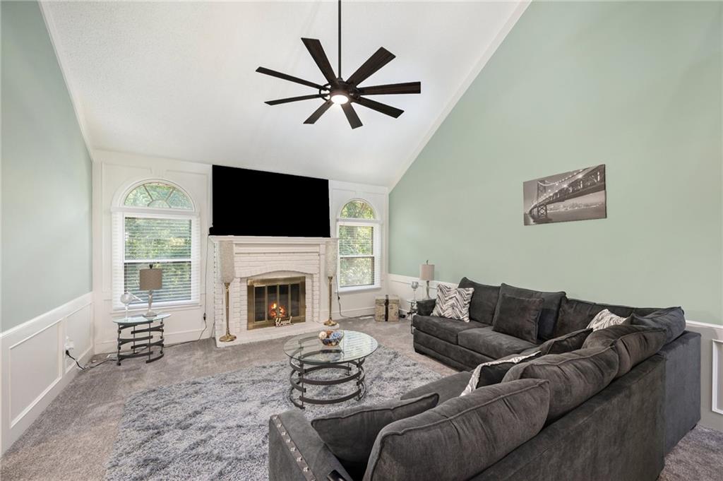 18213 Cliff Drive