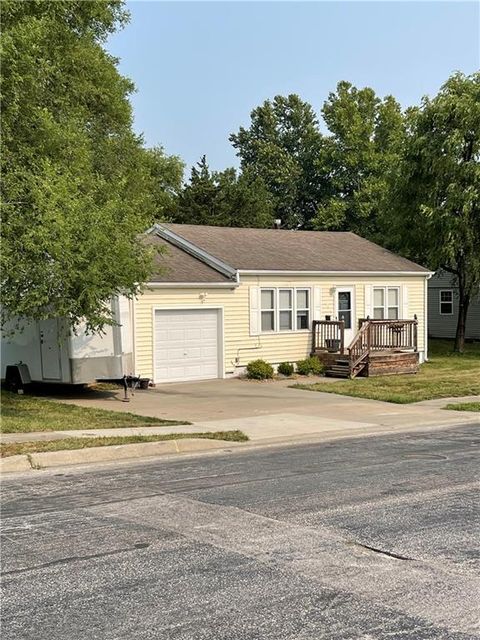 106 S Washington Avenue Knob Noster MO 65336