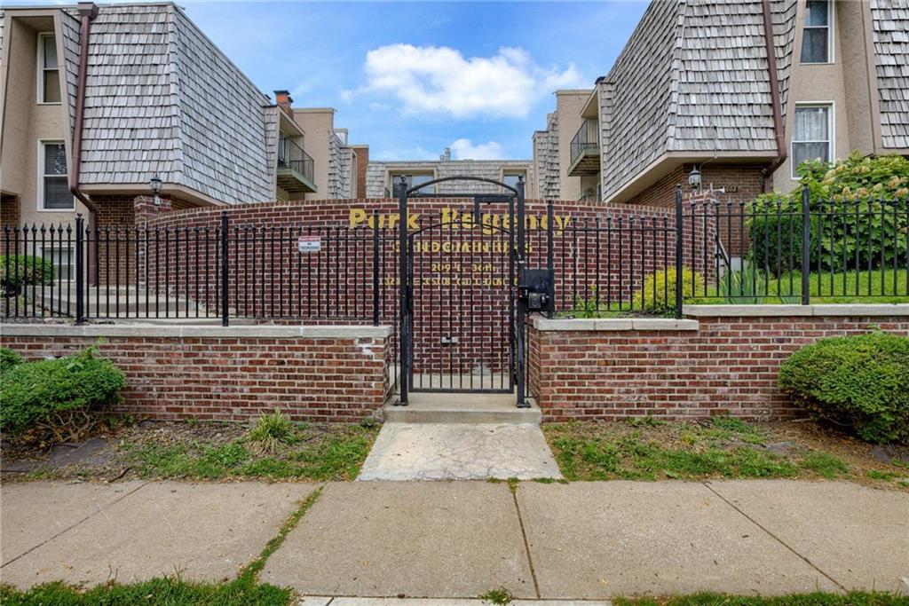 3606 Gillham Road 19