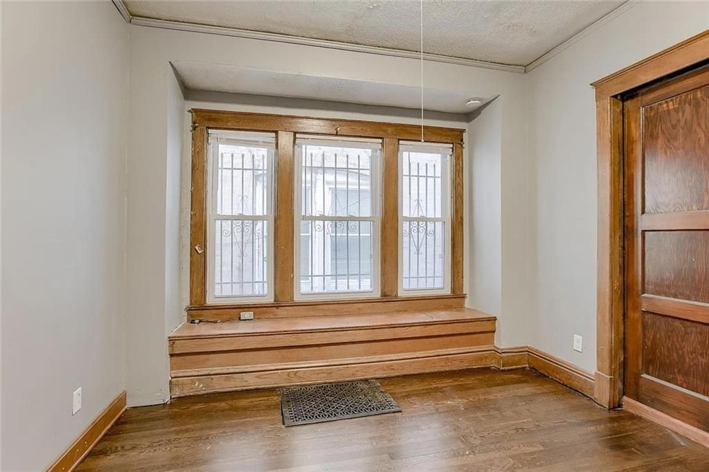 Photo of 2325 Park Avenue, Kansas City, MO 64127 (MLS # 2607488)