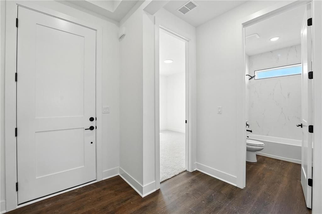 Photo of 1580 N 163rd Street, Basehor, KS 66007 (MLS # 2599350)