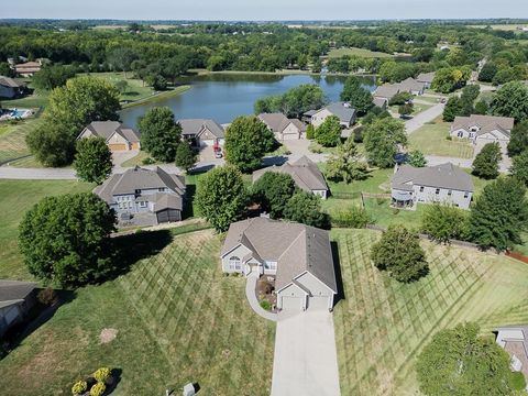 12512 Pine Valley Drive Kansas City KS 66109