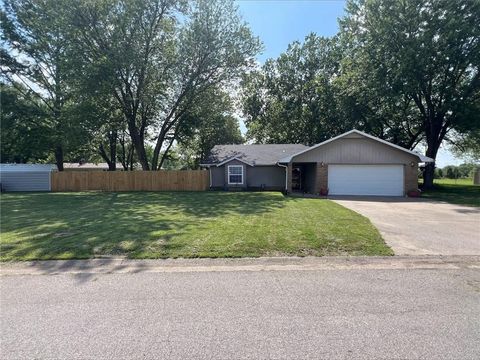 308 Caroline Drive, Frontenac, KS 66763 - MLS#: 2565737