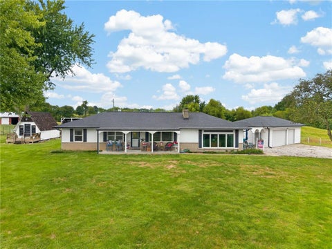 Photo of 24210 NE 144th Street, Excelsior Springs, MO 64024 (MLS # 2644127)