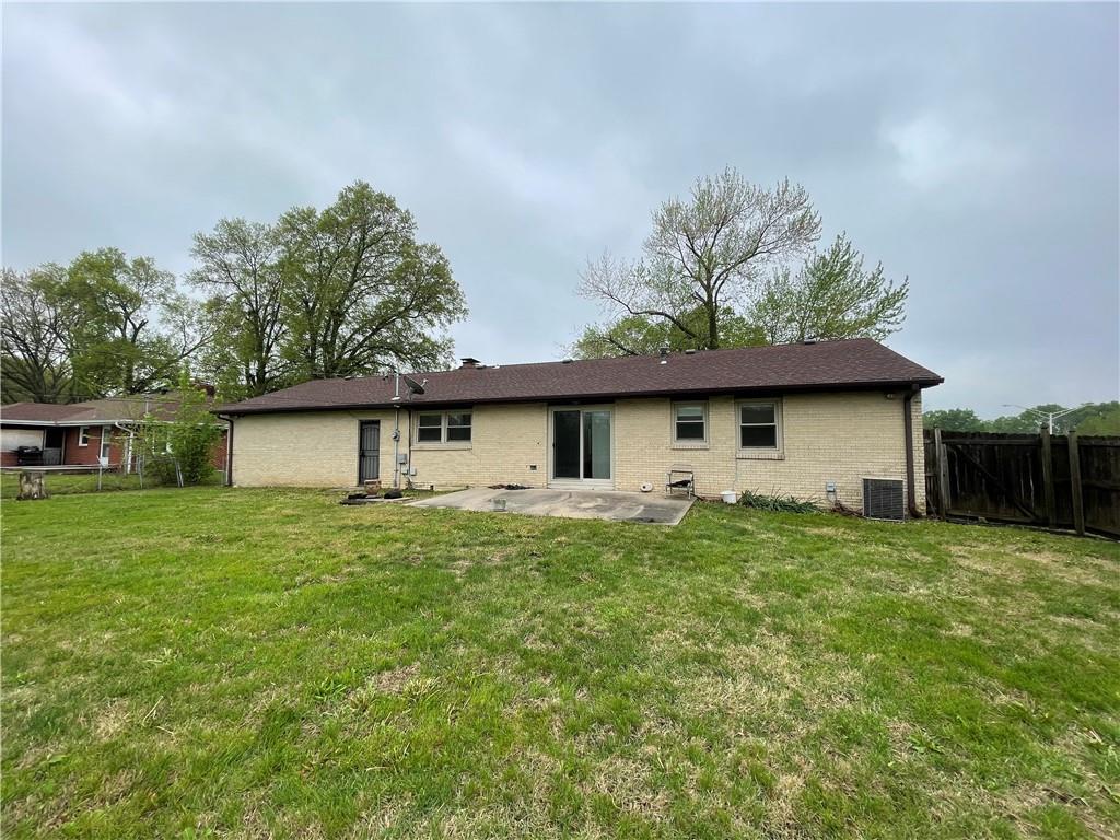 1949 N 83rd Terrace