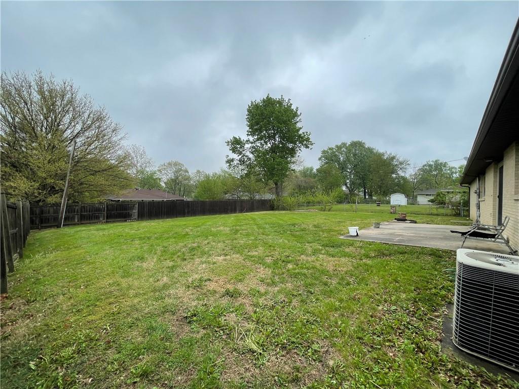 1949 N 83rd Terrace