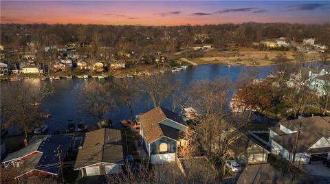 83 Beach Drive Lake Tapawingo MO 64015