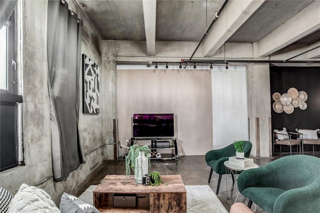 360 W Pershing Road 110