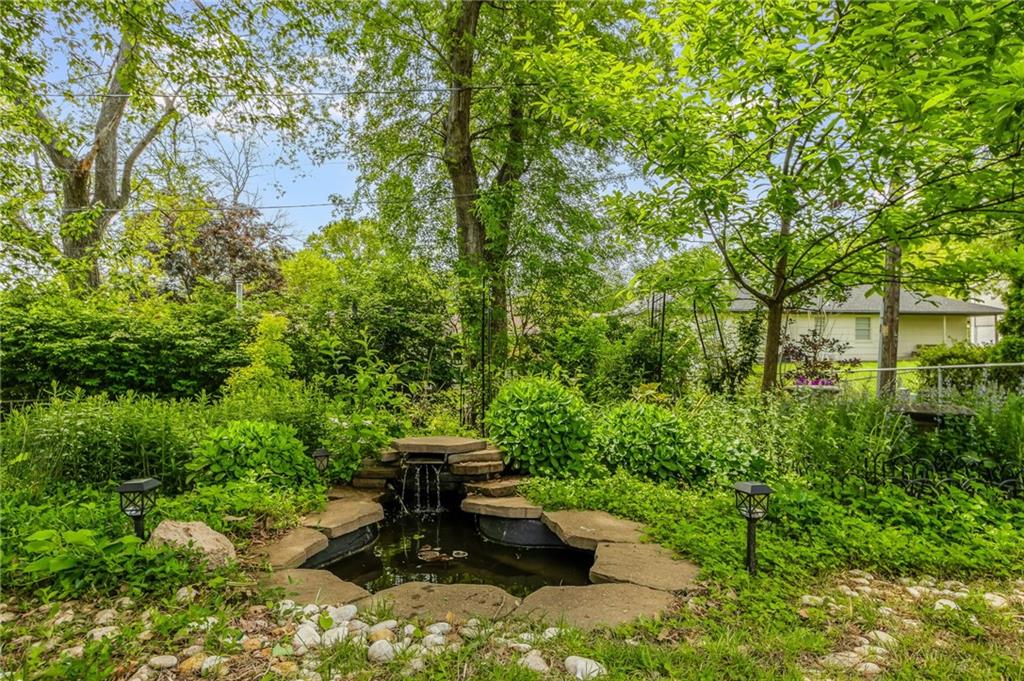 3719 NE 48th Street