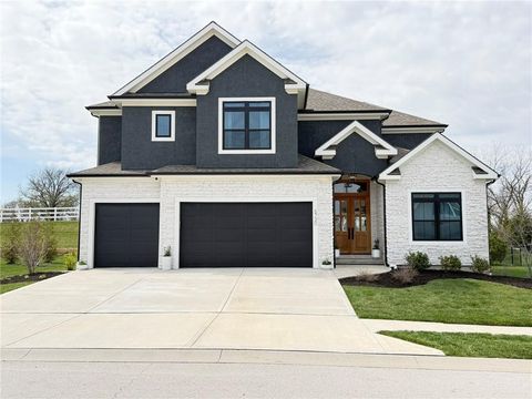 5730 Barn Hill Road Parkville MO 64152