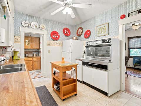 Tiny photo for 110 Groom Street, Liberty, MO 64068 (MLS # 2636964)