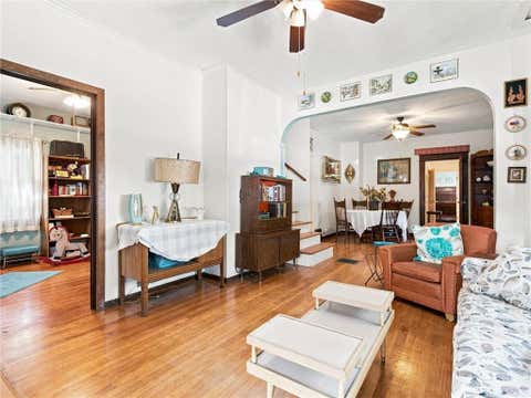 Tiny photo for 110 Groom Street, Liberty, MO 64068 (MLS # 2636964)