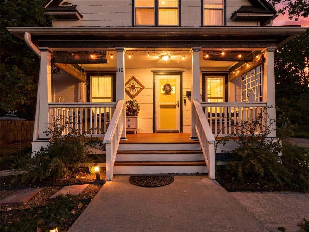 Photo of 110 Groom Street, Liberty, MO 64068 (MLS # 2636964)
