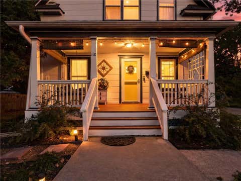 Tiny photo for 110 Groom Street, Liberty, MO 64068 (MLS # 2636964)