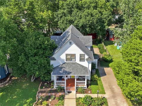 Tiny photo for 110 Groom Street, Liberty, MO 64068 (MLS # 2636964)