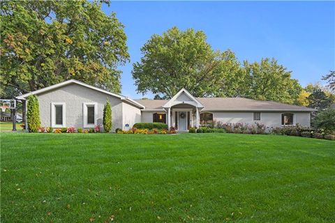 Photo of 2004 W 97TH Street, Leawood, KS 66206 (MLS # 2582194) Photo of 2004 W 97TH Street, Leawood, KS 66206 (MLS # 2582194)