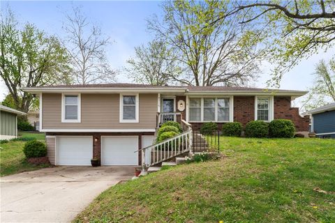 9715 NW View Coves Drive, Kansas City, MO 64152 - #: 2543906