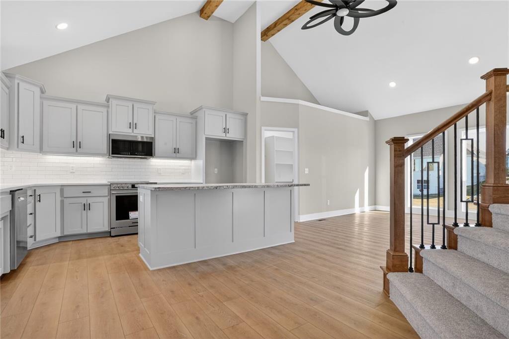 7040 NW Yulich Court