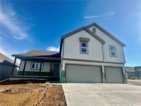 7040 NW Yulich Court Parkville MO 64152