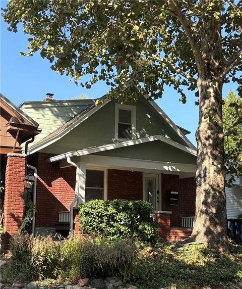 4524 Bell Street Kansas City MO 64111