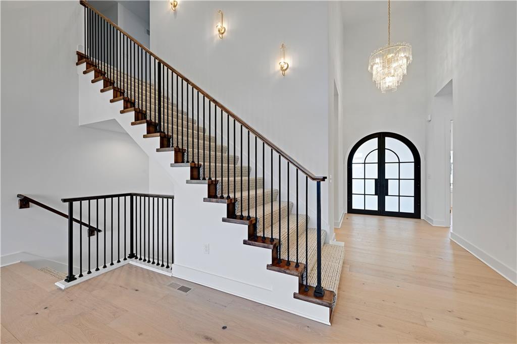 17308 Earnshaw Street