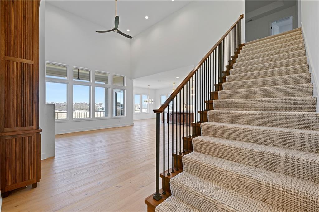 17308 Earnshaw Street