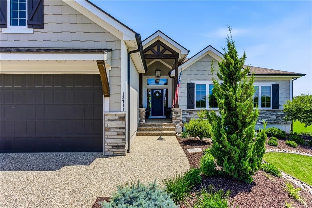13711 S Woodland Ranch Drive
