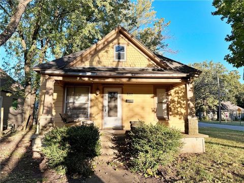 602 N Catalpa Street Pittsburg KS 66762