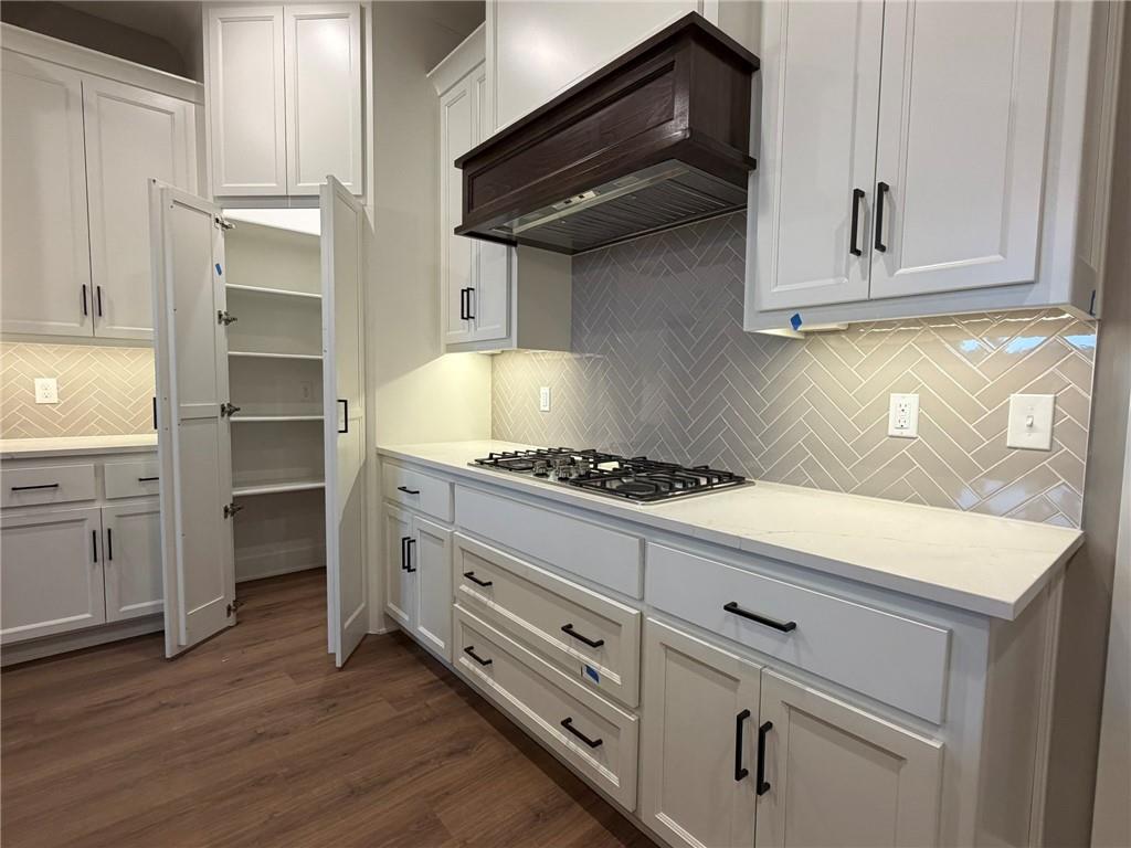 4628 SW Robinson Drive