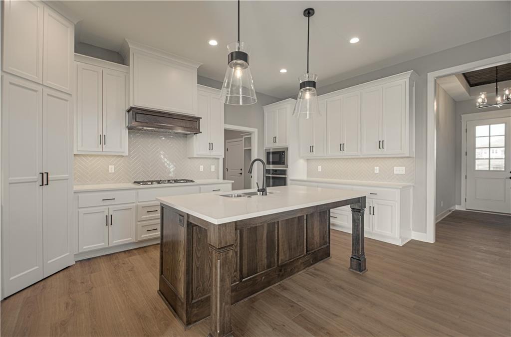 4628 SW Robinson Drive