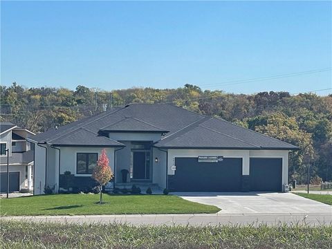 9019 Freedom Circle Lenexa KS 66227