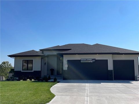 9019 Freedom Circle Lenexa KS 66227