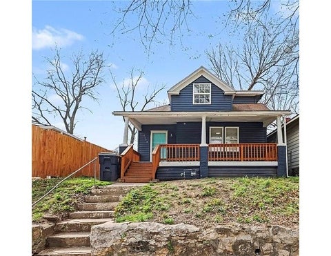 Photo of 2116 Kansas Avenue, Kansas City, MO 64127 (MLS # 2648145)
