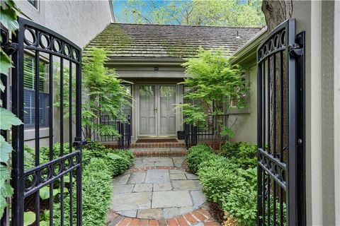 7908 Bristol Court Prairie Village KS 66208