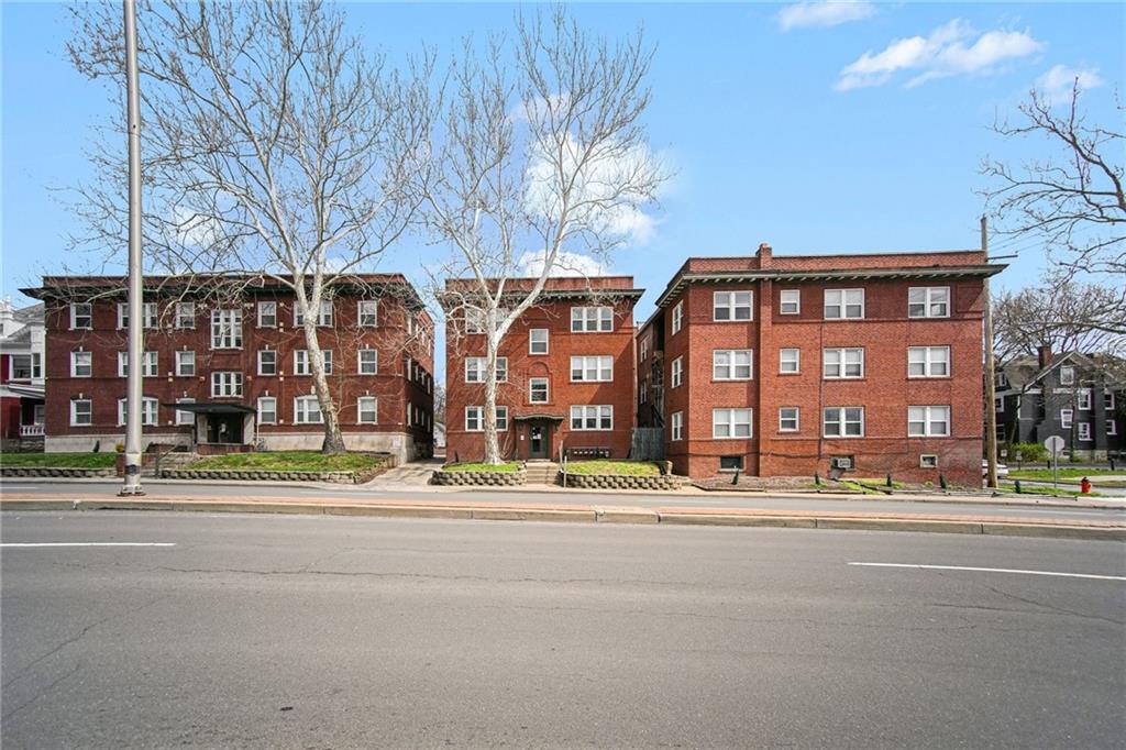 3732 Southwest Trafficway