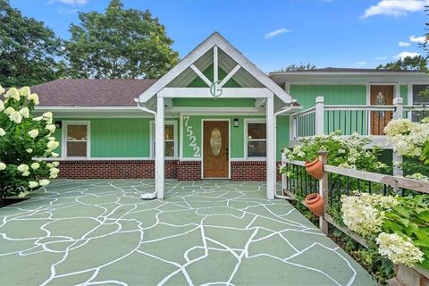 Photo of 7522 Mackey Street, Overland Park, KS 66204 (MLS # 2566203) Photo of 7522 Mackey Street, Overland Park, KS 66204 (MLS # 2566203)