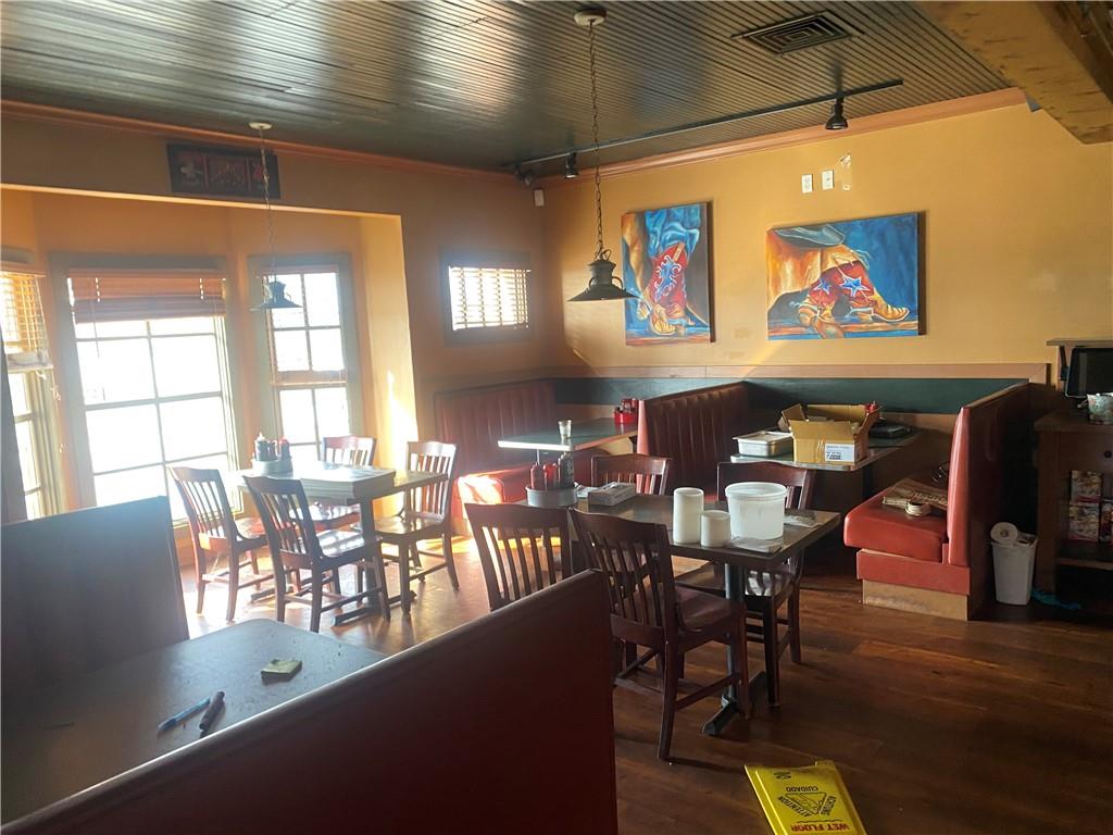 Warrensburg, Missouri 64093, United States, ,Residential,Active,57335