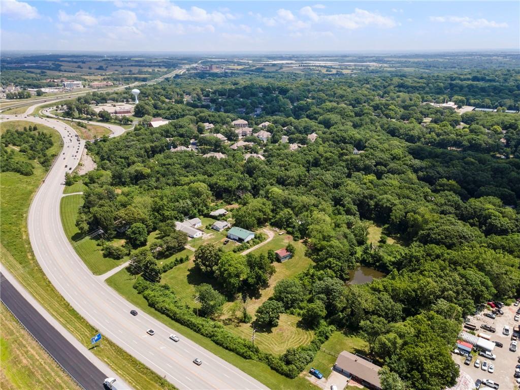 1311 & 1203 N State Route 291 Highway
