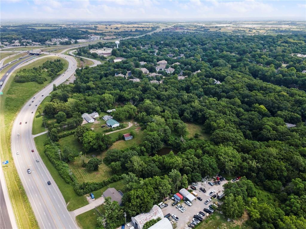 1311 & 1203 N State Route 291 Highway