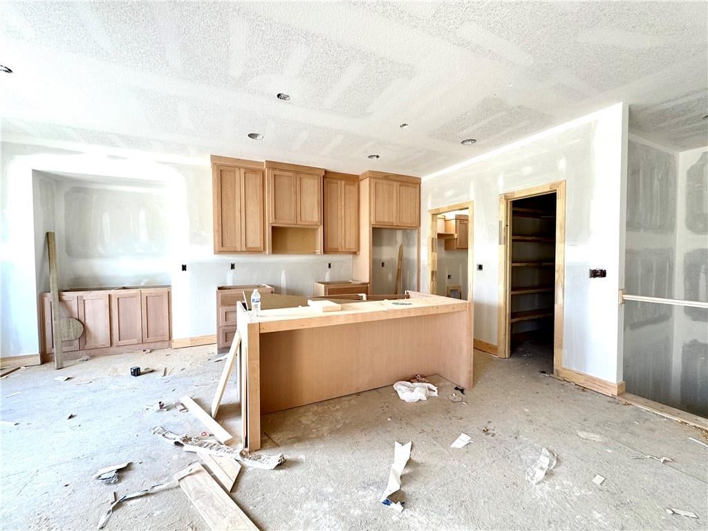 8413 NW 90th Terrace