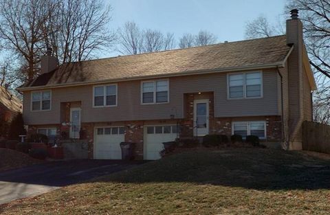 1019 E Huntington Place Olathe KS 66061