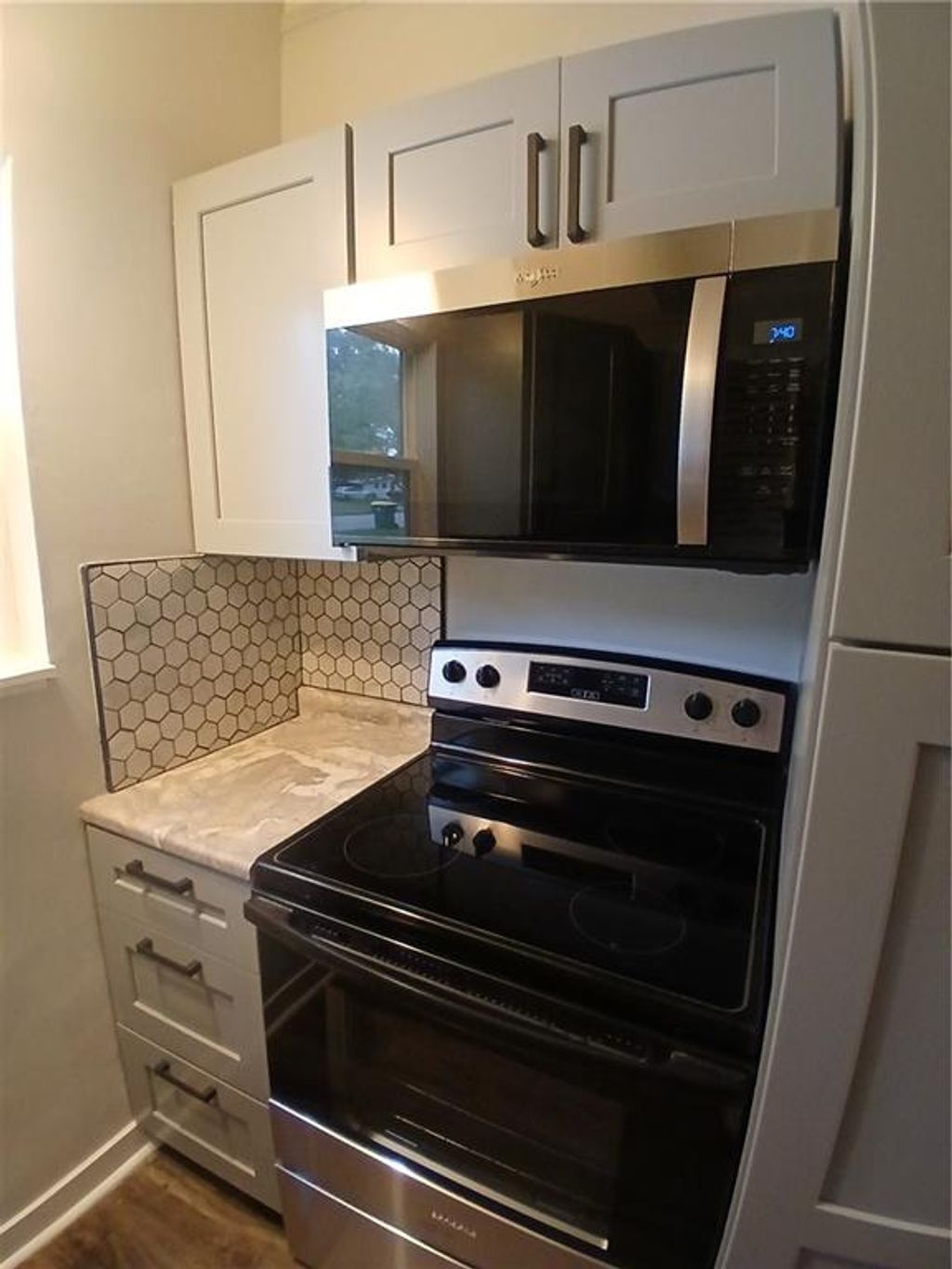 Photo of 1023 Shearer Road, Kansas City, KS 66103 (MLS # 2618543)
