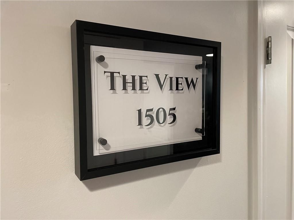 Photo of 600 Admiral Boulevard #1505, Kansas City, MO 64106 (MLS # 2614355)